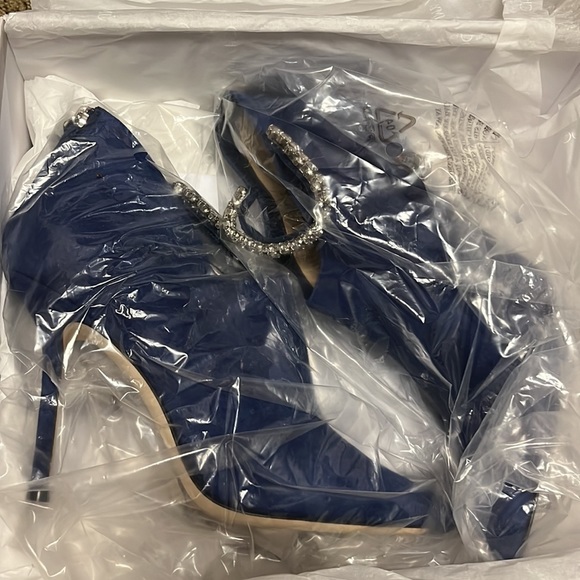 Jimmy Choo Blaize 100 Suede Boots - Picture 16 of 17